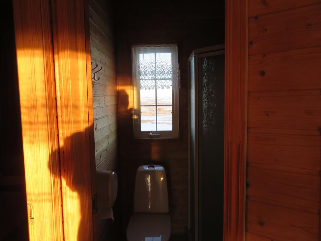 Guesthouse Stoeng And Cottages ภายนอก รูปภาพ